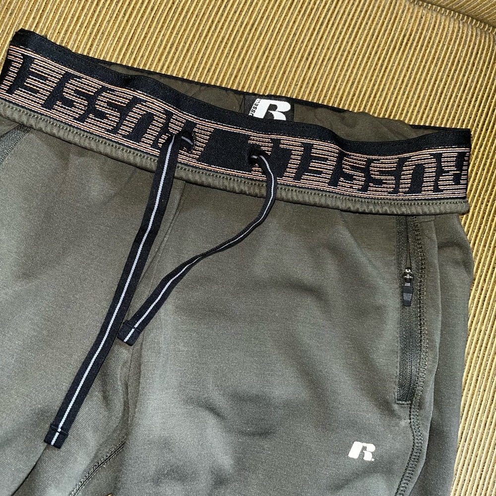 Small Joggers